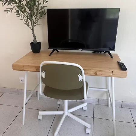 Cosy 2 Pers Pres Fac Et Centre Daire *